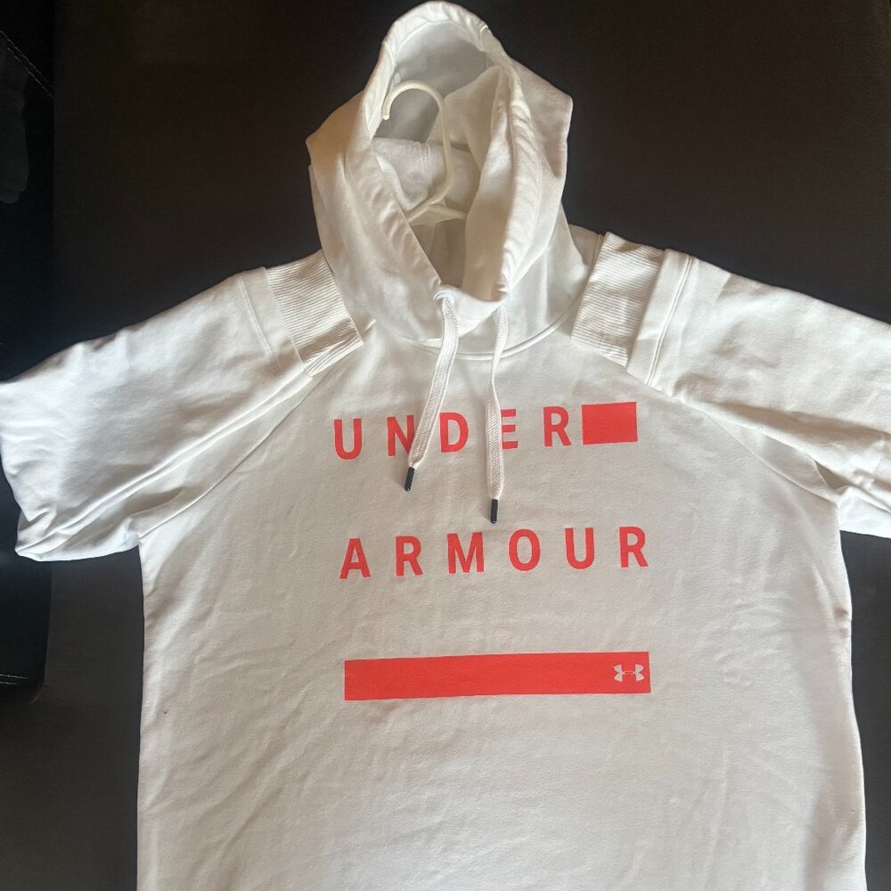 UNDER ARMOUR OVERSIZED ORANGE AND WHITE HOODIE XL